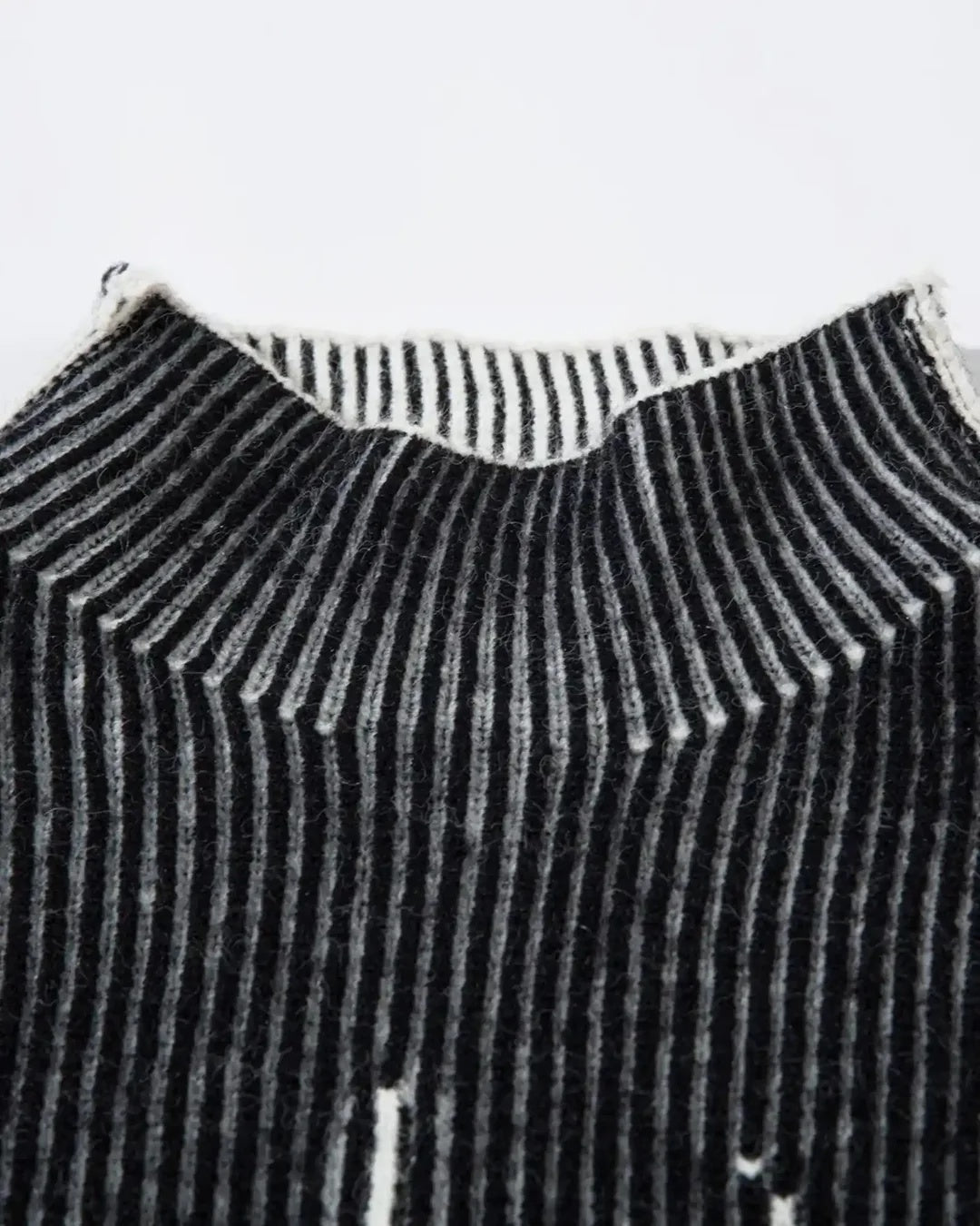 "Raven" - Knit